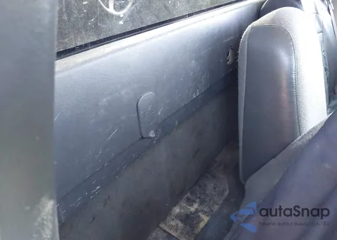 2006 Chevrolet Silverado 1500 Work Truck from USA, damaged, VIN 3GCEC14X96G208523